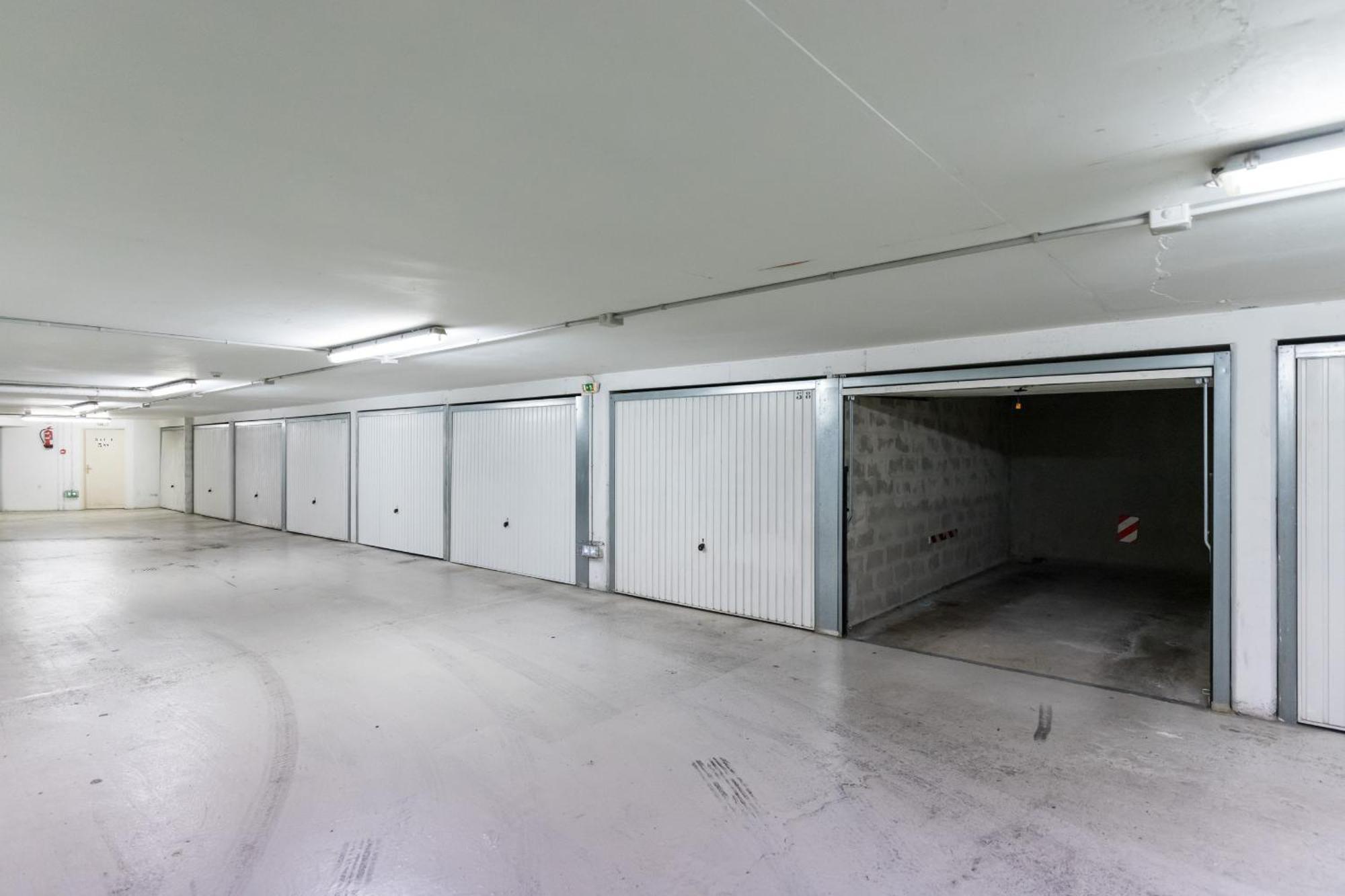 Nice 1 Bedroom Downtown Carre D'Or With Garage المظهر الخارجي الصورة